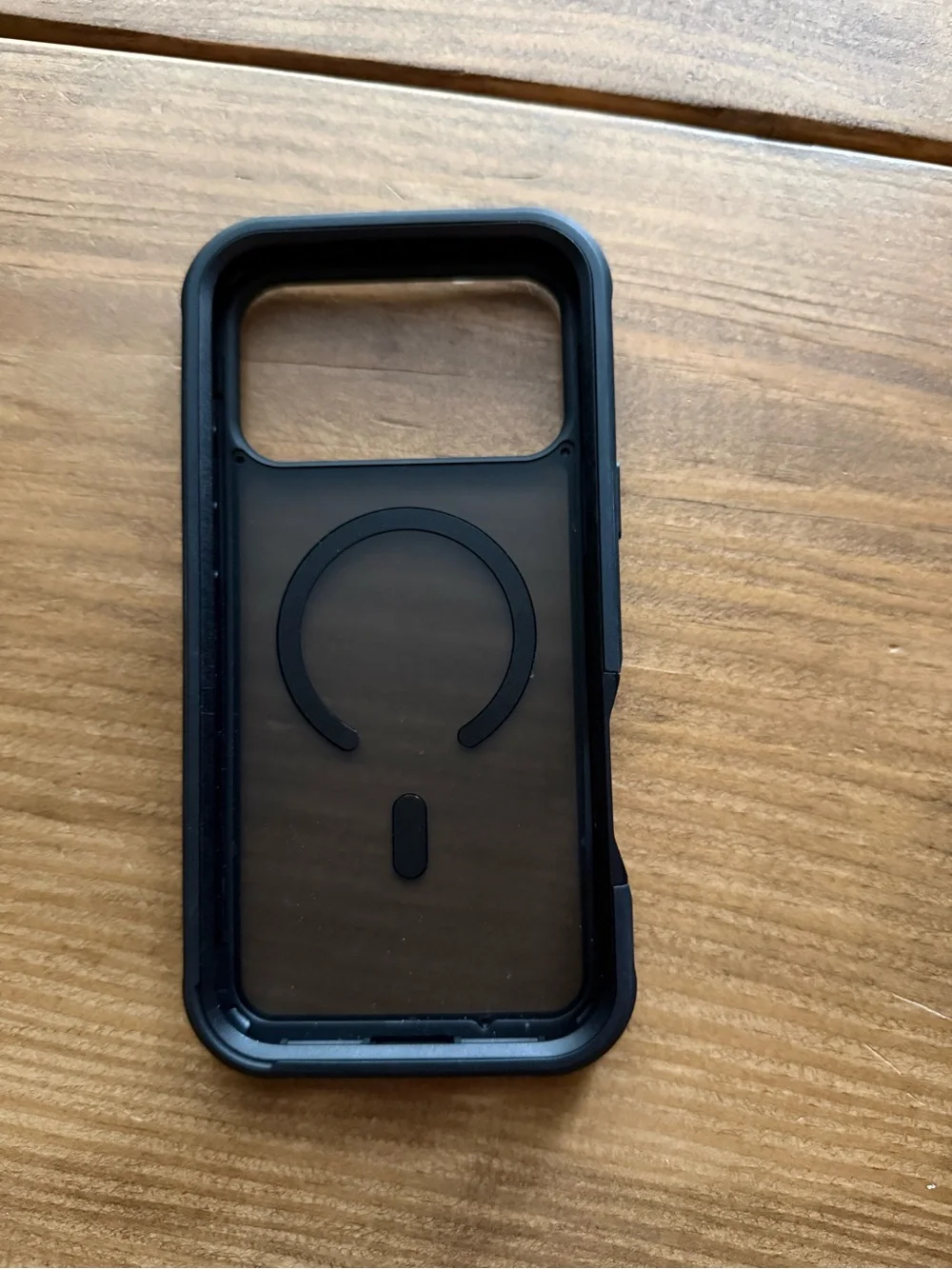 Black MagSafe-Compatible Protective IPhone 17 Pro Max Case